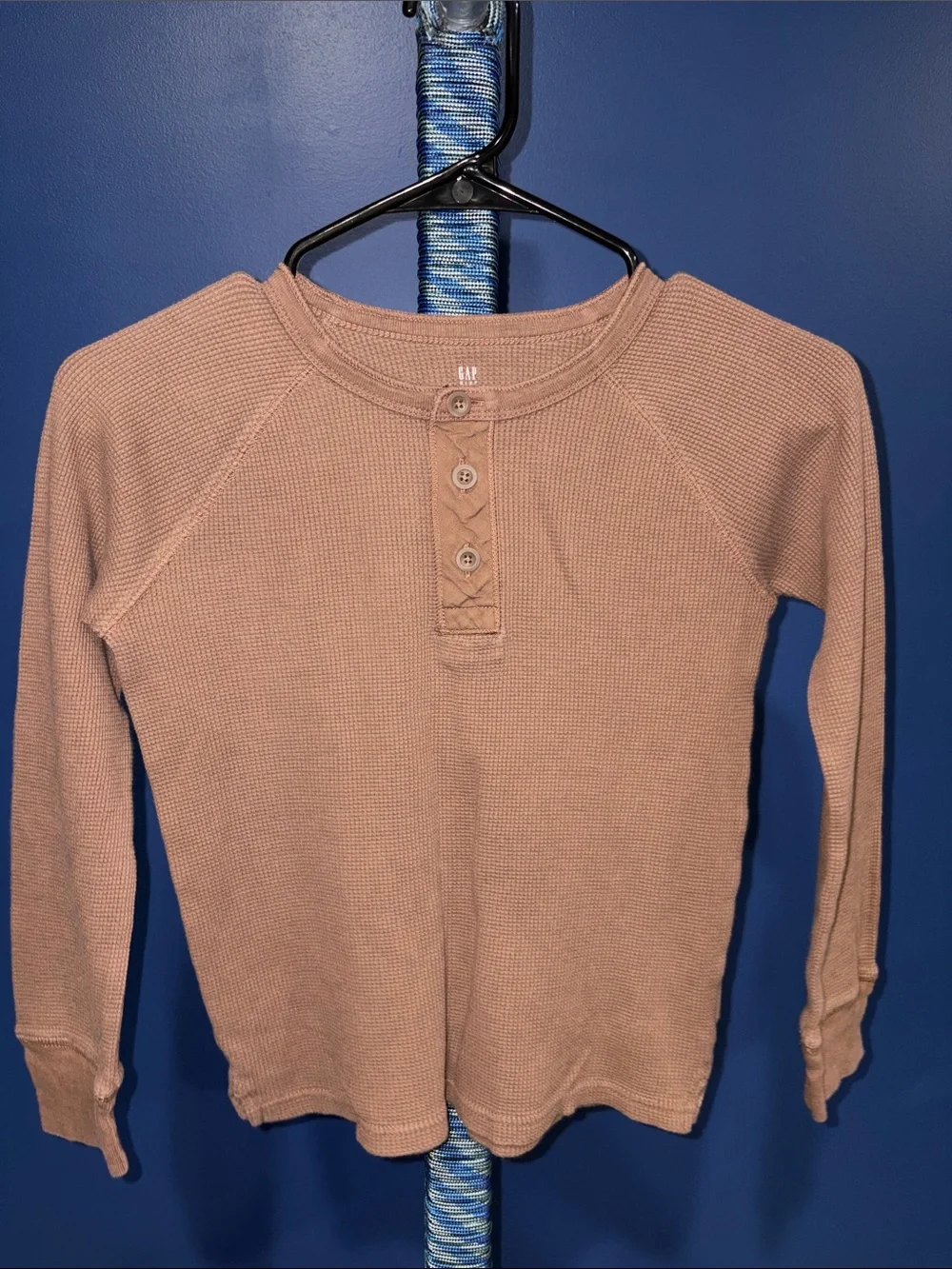 Gap- Boys Brown Thermal Henley Shirt Size Medium